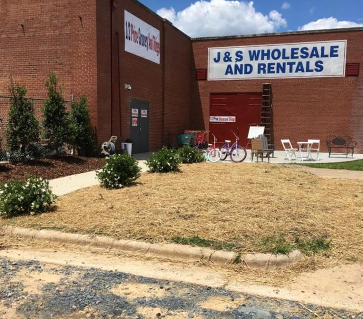 J&S Wholesale - pallets, paper products and more