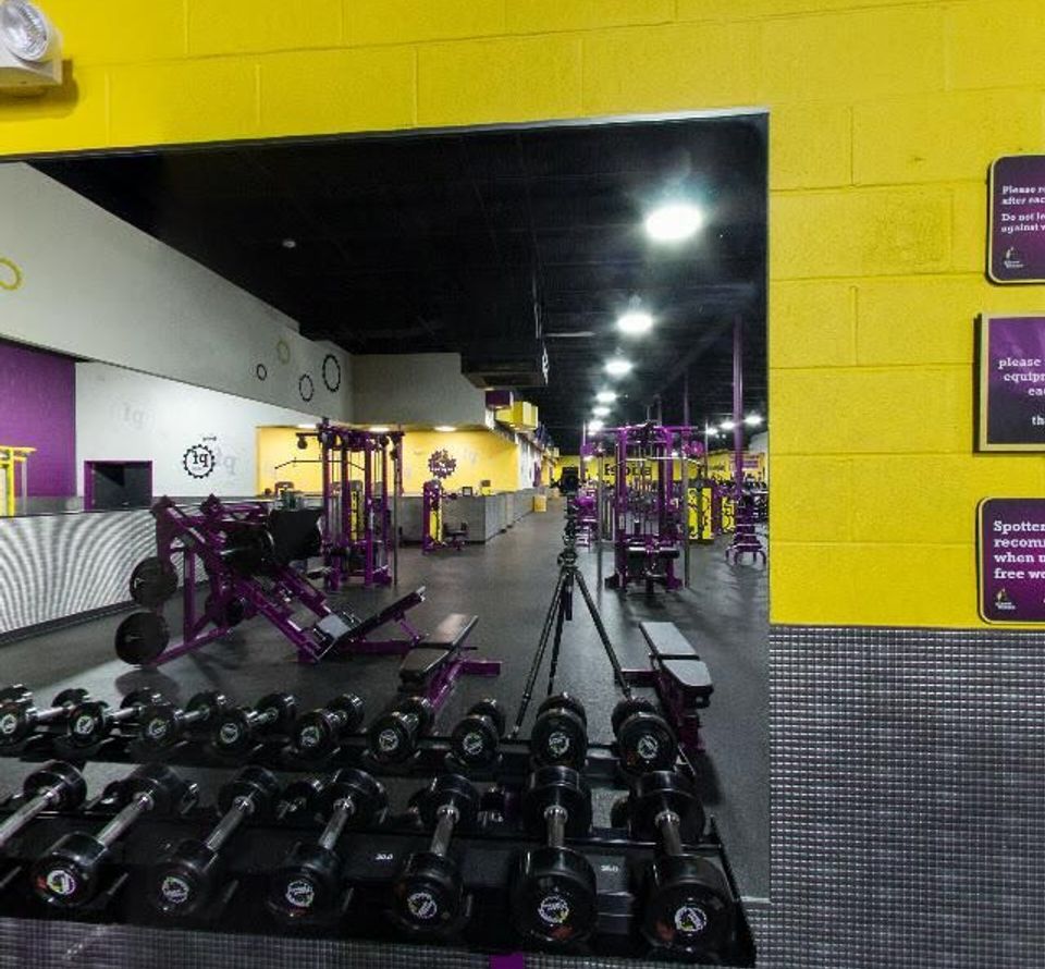 Deals Plus Liquidation