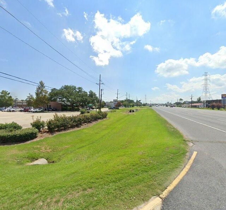 DoorBuster Deals La Place