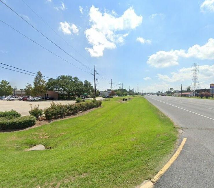 DoorBuster Deals La Place