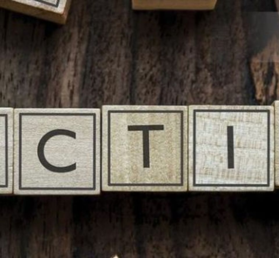 United Country King Auction