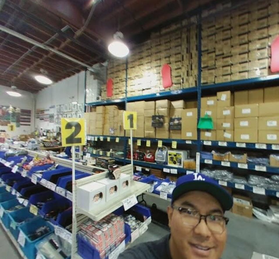 Mr. Stuff Warehouse