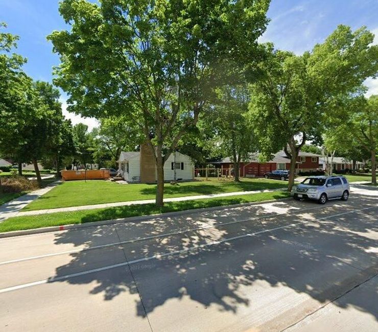 Cheap Charlie's Bargain Bins