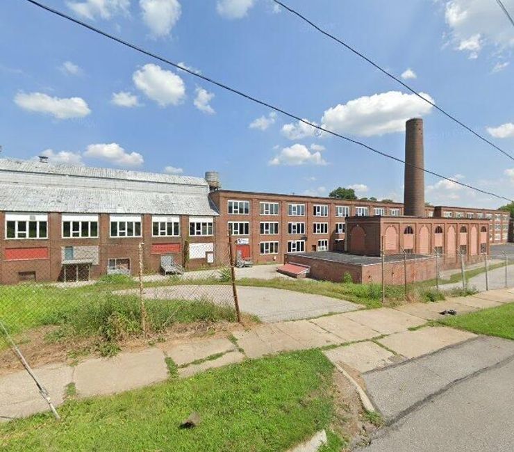 Willow and West Wholesale: A Pallet Store