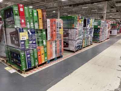 6 Pallets - 68 Pcs - LED/LCD TVs - Refurbished - HISENSE, LG, Samsung, Sony