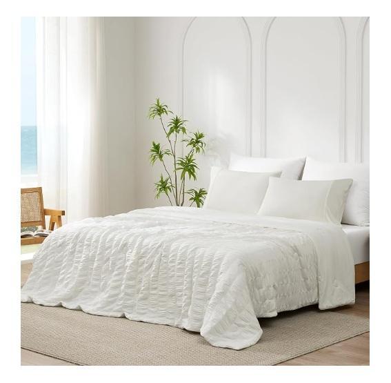 Cozy Bliss Vertical Seersucker Cooling Comforter…
